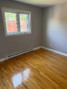 CHARMANT 5 1/2 RENOVE AU 1480 PLACE D'ANJOU, LAVAL, QC 1485$ - Photo 6