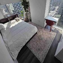 Master Bedroom for Rent Downtown Toronto/private bath