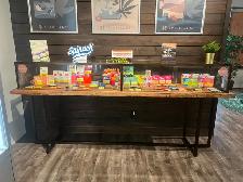 Commercial Display Cases - Photo 4