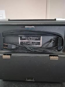 BELL and HOWELL MOVIE PROJECTOR  $100 O.B.O. - Photo 4