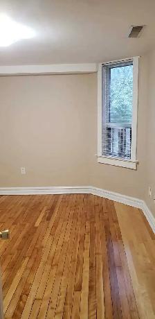 ROOM in shared House available immediately near TTCsubway - Photo 8