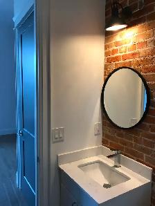 EXECUTIVE  1 BDRM | Hunter & George Lofts | Downtown - Photo 4