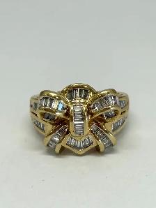 10 K Vintage Diamond Bow Cocktail Ring