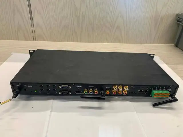 Control 4 Model C4-EA5 and Control 4 C4-HC800-BL Combo