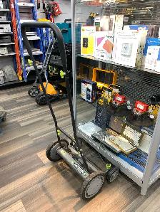 Earthwise Reel Mower 16" - Photo 3