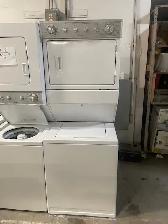Laveuse sécheuse superposées Stacker 27'' blanche Whirlpool