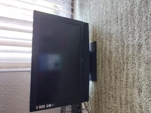AVEIS ,HD  TV FOR SALE. $40