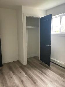 Fully Renovated Unit Available August 7th! - Photo 8
