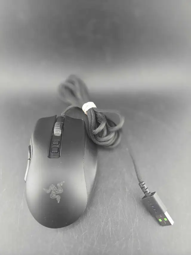 RAZER NAGA V2 PRO WIRED MOUSE