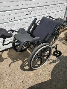 Sunrise Quickie SR 45 Wheelchair - Photo 4