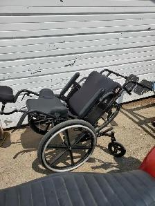 Sunrise Quickie SR 45 Wheelchair - Photo 5