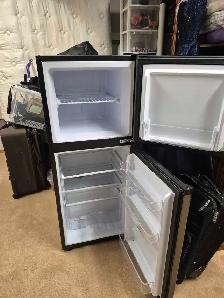 small fridge - Photo 3