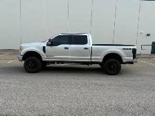 2019 Ford F-350 XLT 4x4 Super DutyLeather, Lifted, New tires - Photo 2
