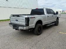 2019 Ford F-350 XLT 4x4 Super DutyLeather, Lifted, New tires - Photo 6