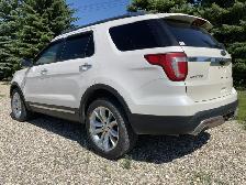 2017 Ford Explorer - Photo 3