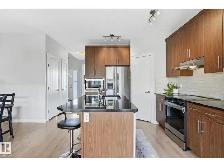 Beautiful former Showhome house available Aug 1, 2026 - Photo 5