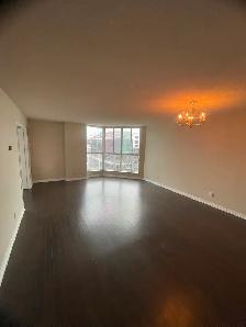 Barrie 8th floor waterfront view Condo for rent - Photo 3