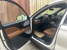 2022 Lincoln Aviator Reserve - Sunroof - Cooled Seats - Photo 9