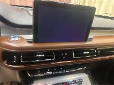 2022 Lincoln Aviator Reserve - Sunroof - Cooled Seats - Photo 23
