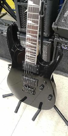 Guitare électrique Ibanez - Photo 2