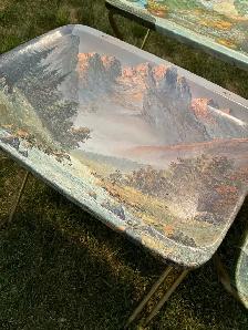 Set of 4 Vinatge metal tv trays with stand $85 - Photo 4