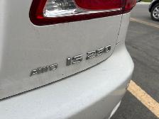 2009 Lexus IS 250 4DR SDN AUTO AWD SUNROOF / HEATED SEATS - Photo 15