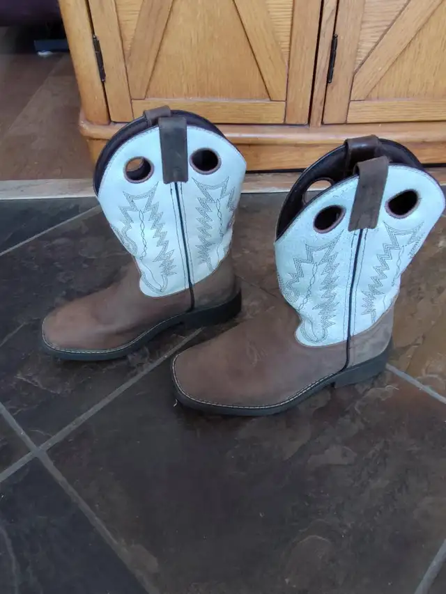 Gently Used Boys Cowboy Boots