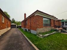 Detached Bungalow | 3 2 Beds | Separate Entrance | $789,900 - Photo 3