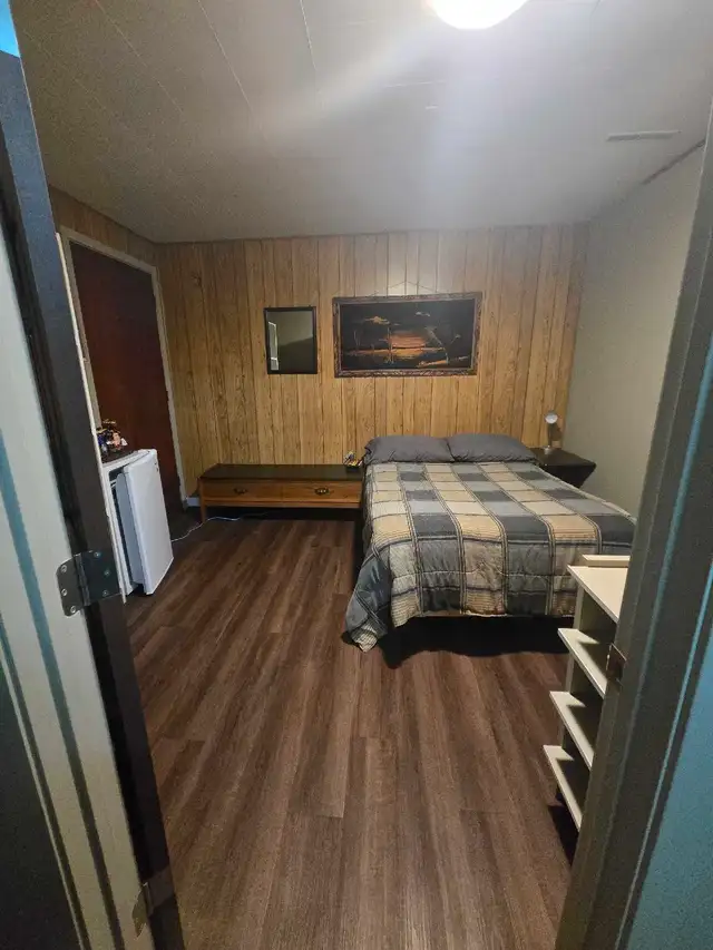 Rooms for Rent 2 available, Weekly rates only (Sorry, Men Only)