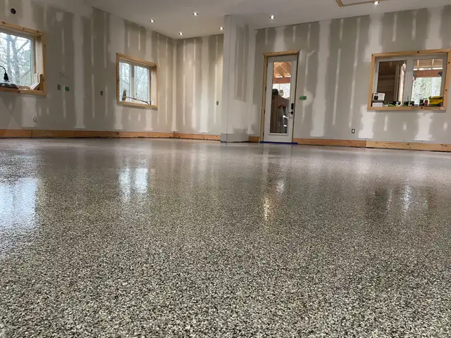 EPOXY GARAGE FLOORS AND PORCHES