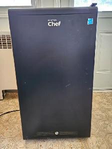 Mini refrigerator
