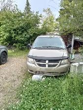 2006 dodge minivan located  5 miles east of sherwood park - Photo 3