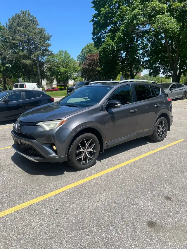 2017 RAV4 se (high mileage)