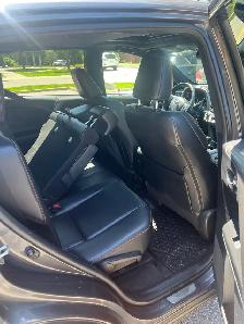 2017 RAV4 se (high mileage) - Photo 4