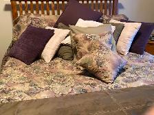 KING SIZE COVERLET  See Photo - Photo 2