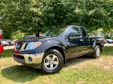 2011 Nissan Frontier LOW KMS KING CAB NO ACCIDENTS CERTIFIED