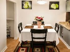 Logement à louer entièrement rénové à Anjou - Photo 2