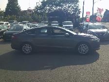2016 Ford Fusion SE - Photo 2