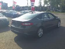 2016 Ford Fusion SE - Photo 3