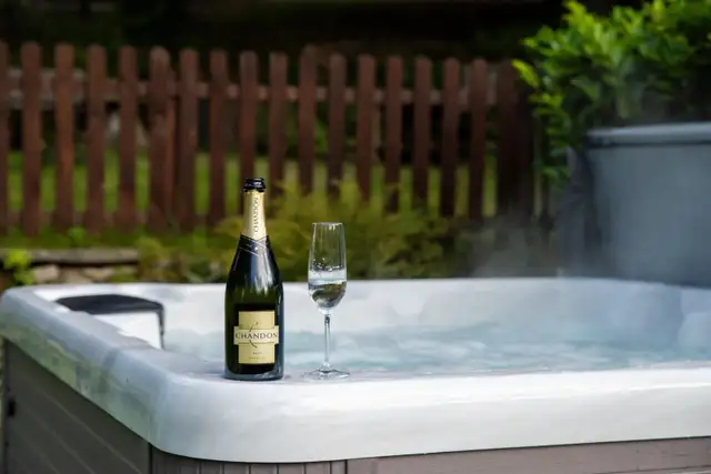 ORION HOT TUB FOR SALE