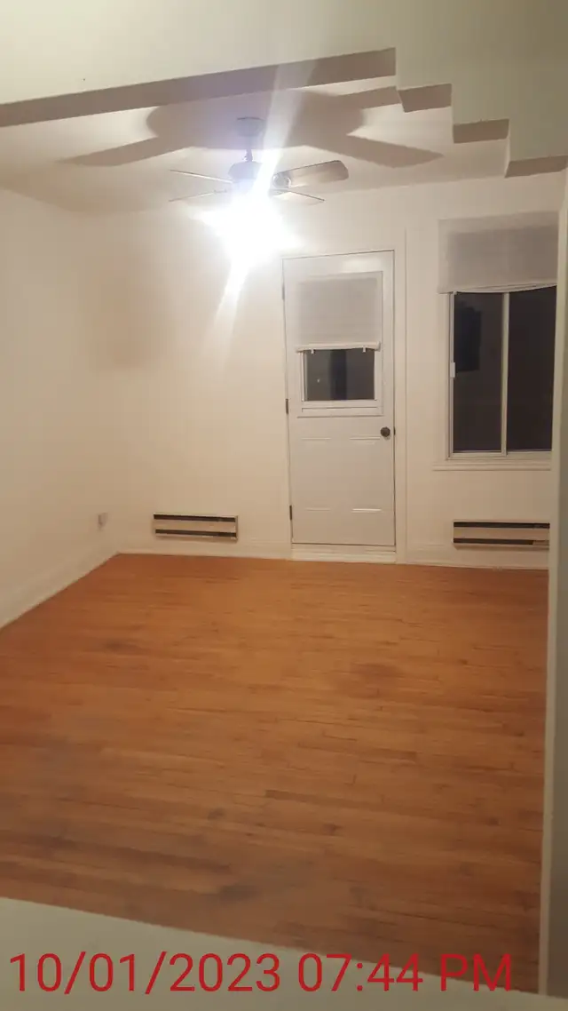4.5 Apt | Uni • Rockland • Central Market • Parking