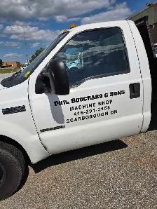 Ford F350 Flatbed - Photo 2