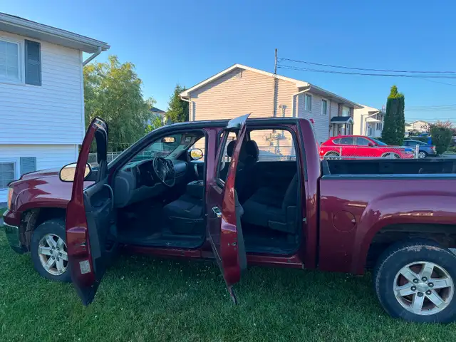 GMC Sierra 1500 Nevada crew cab