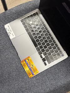 MacBook M1