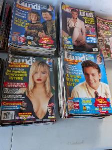 Lot de magazines d'actualité et artistique des années 90 - Photo 2