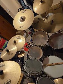 8 pc. 14 cymbals  Yamaha drum set - Photo 4