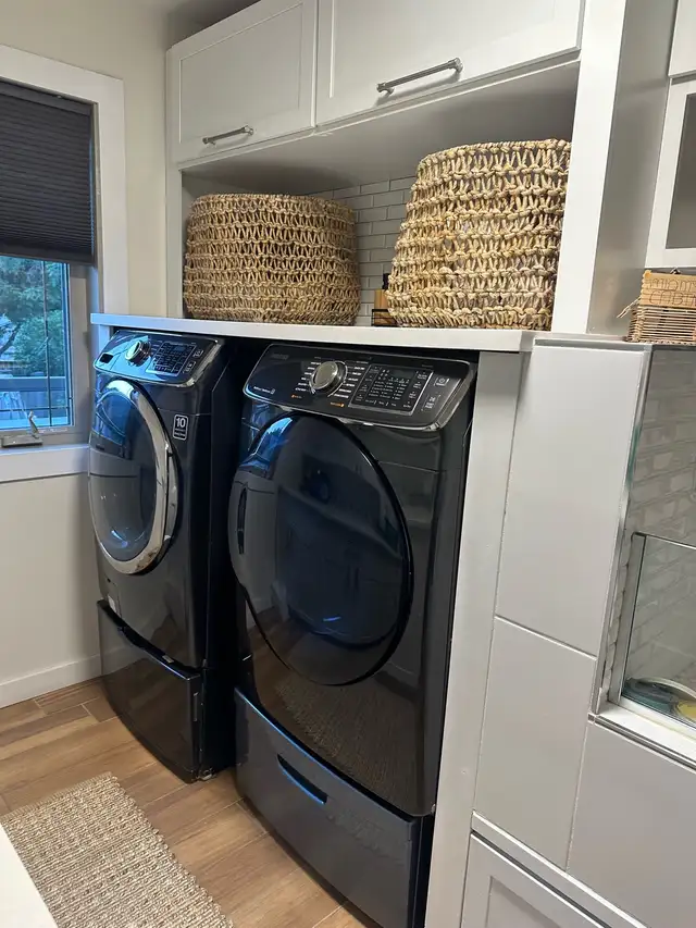 washer and dryer