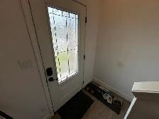 3Bed 1Bath Upper Duplex Unit For Rent In Talbot - Grey Area - Photo 11