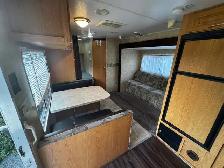 2007 Coachmen 23FKS camper - Photo 8