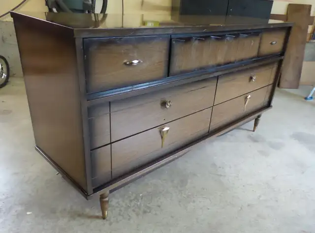 7 Drawer Dresser